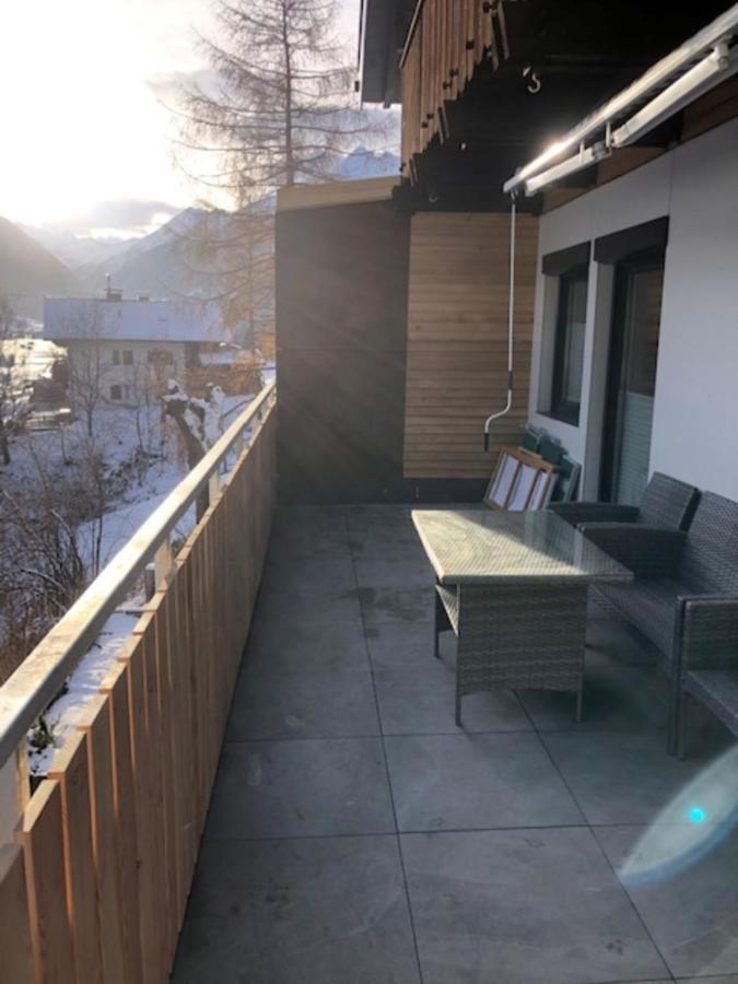 Haus Adlerhorst Apartamento Neustift im Stubaital Exterior foto