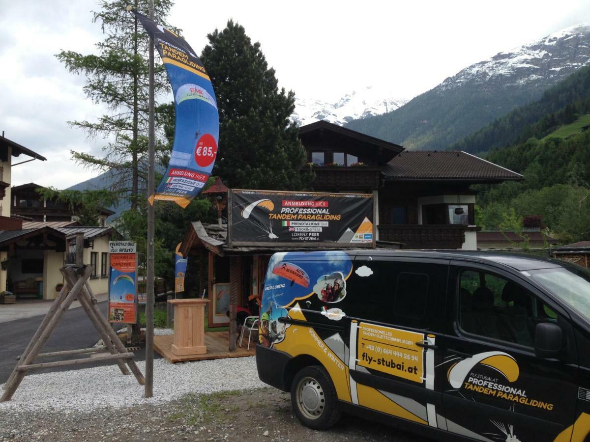 Haus Adlerhorst Apartamento Neustift im Stubaital Exterior foto